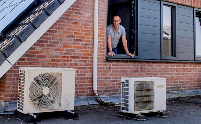 José en Erik van de Pas gaan vanuit financieel oogpunt voor een hybride warmtepomp.