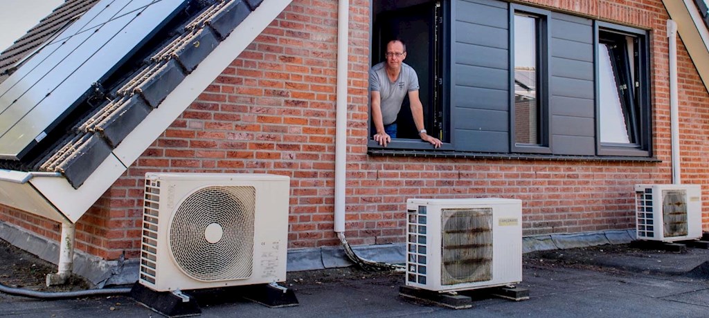 José en Erik van de Pas gaan vanuit financieel oogpunt voor een hybride warmtepomp.